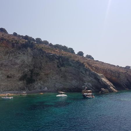 Apartment Bay, Bougainville Bay Resort Sarande Exterior photo
