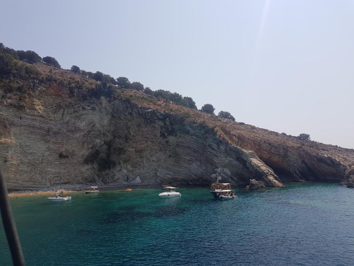 Apartment Bay, Bougainville Bay Resort Sarande Exterior photo