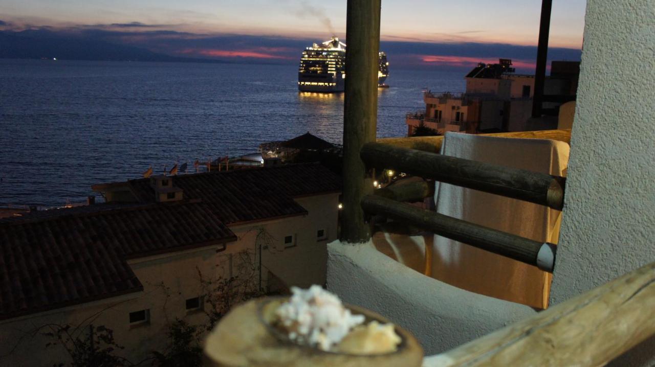 Apartment Bay, Bougainville Bay Resort Sarande Exterior photo